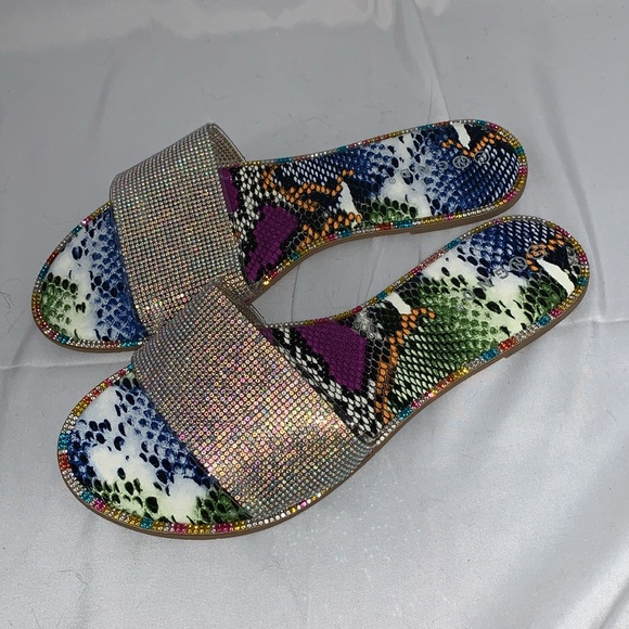 SNAKE PRINT RHINESTONE SLIDES - Picture 5 of 7
